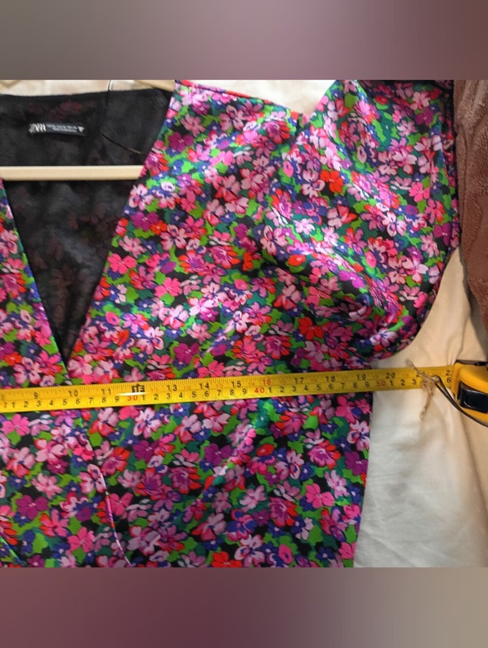 Zara Women's Floral XL Mini Dress in Pink, Green, Black Deep V neck - Picture 11 of 14